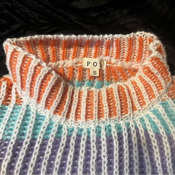POL Sweater - Picture 2 of 3